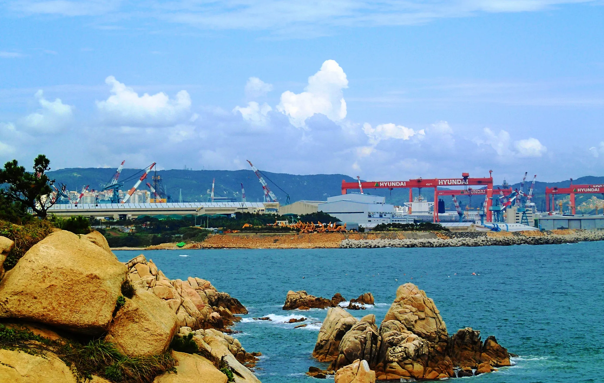Hyundai Heavy Vehicle Yard Azaiba - Al Kabir Lighting project in Oman